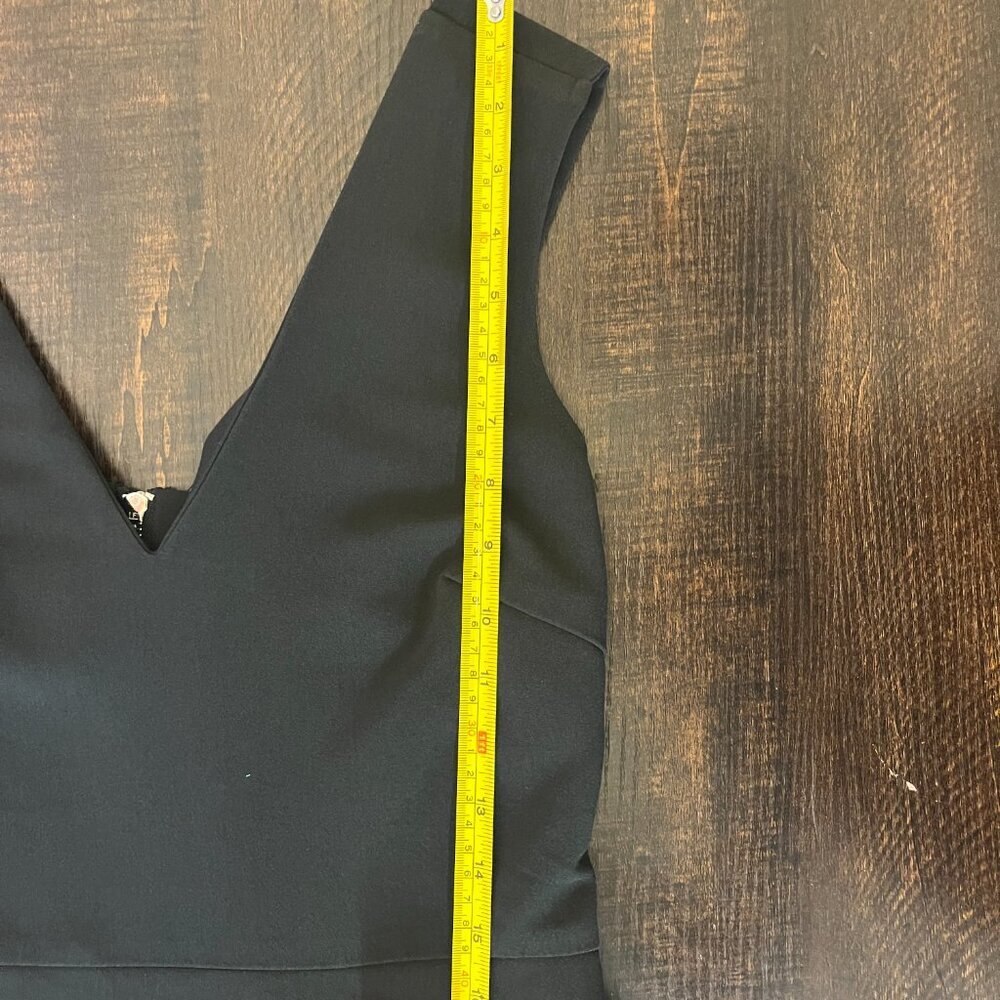 Lucy & Co Black V-Neck Dress Size M With Cute Back - Picture 8 of 10